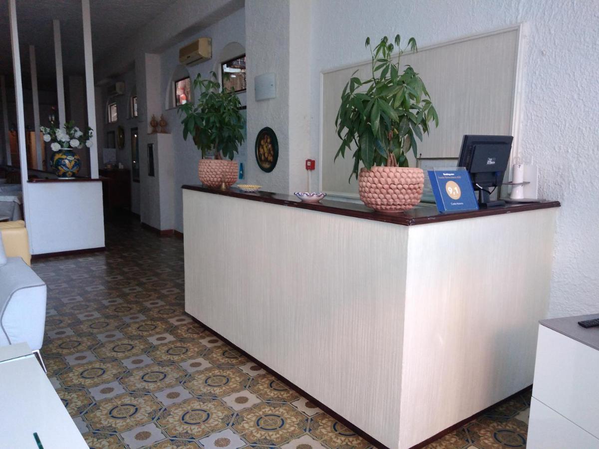Costa Azzurra Hotel Giardini Naxos Exterior foto